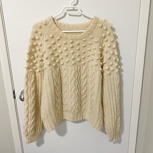 Vintage Sweaters - Vtg Hand Knit Chunky Bobble Cableknit Crewneck Sweater Cream size Small/Medium